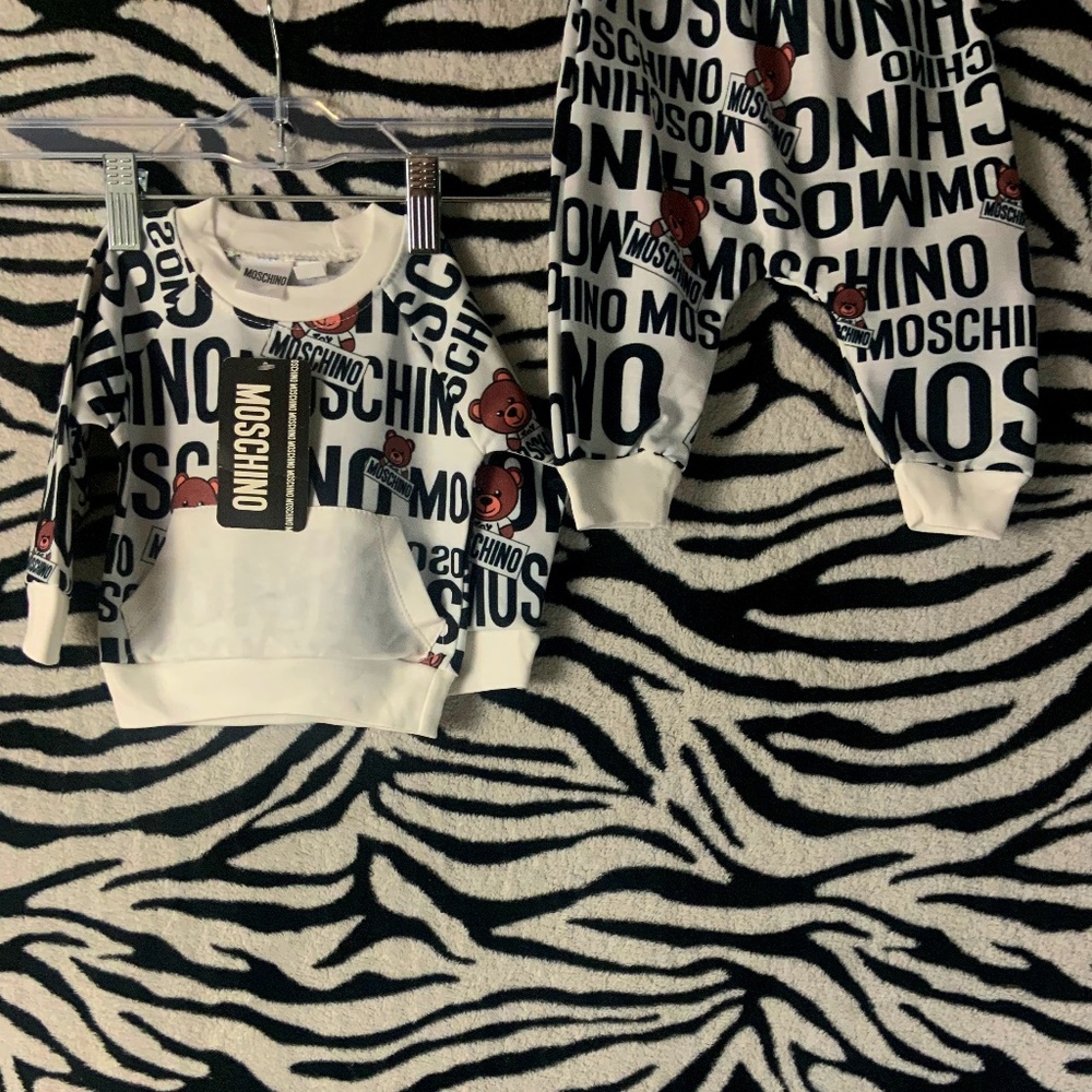 Moschino baby set